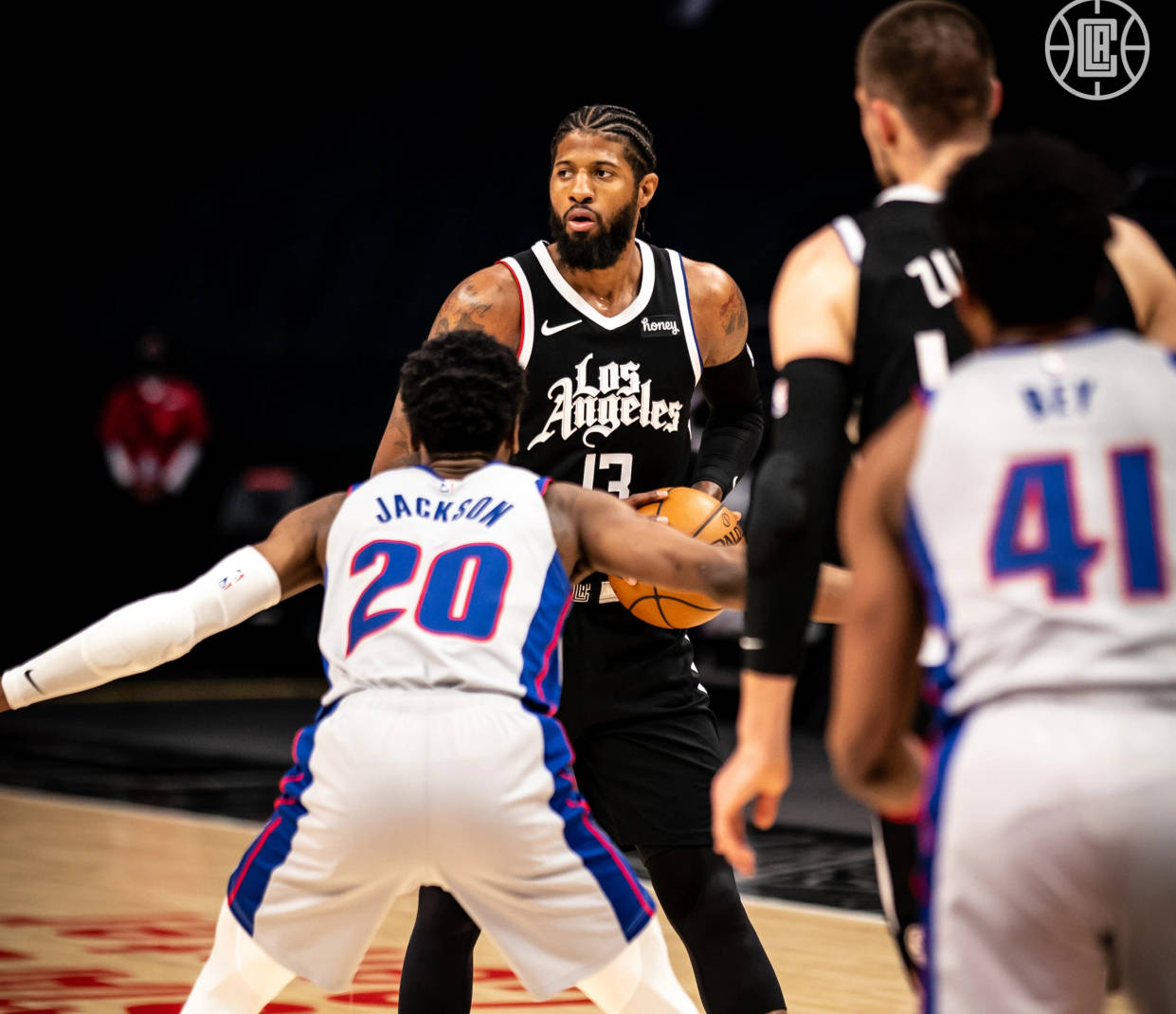 开阔视野 开阔视野